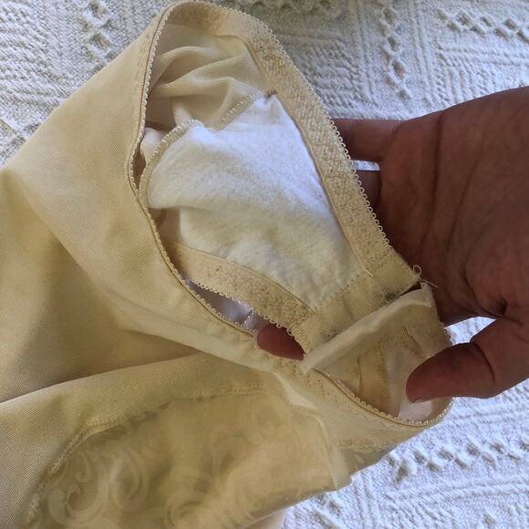 Vintage Lady Manhattan Body Briefer Shapewear Bodysuit Teddy 36C Made In USA - Picture 3 of 9